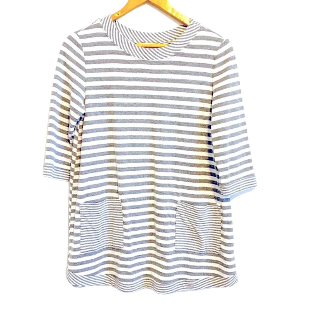 4 for $25 / Anthropologie Eri + Ali Gray and White Striped Long Sleeve Top